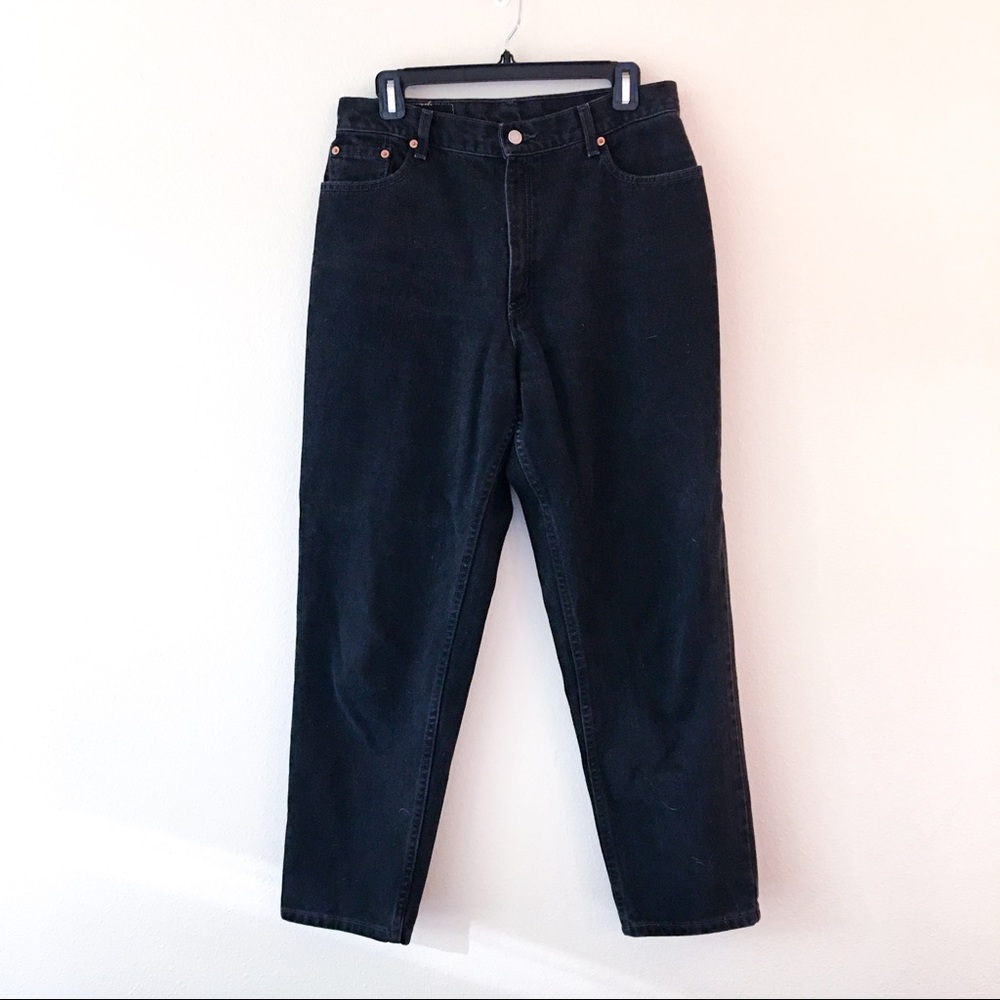Black Levi’s 550 High Waisted Jeans